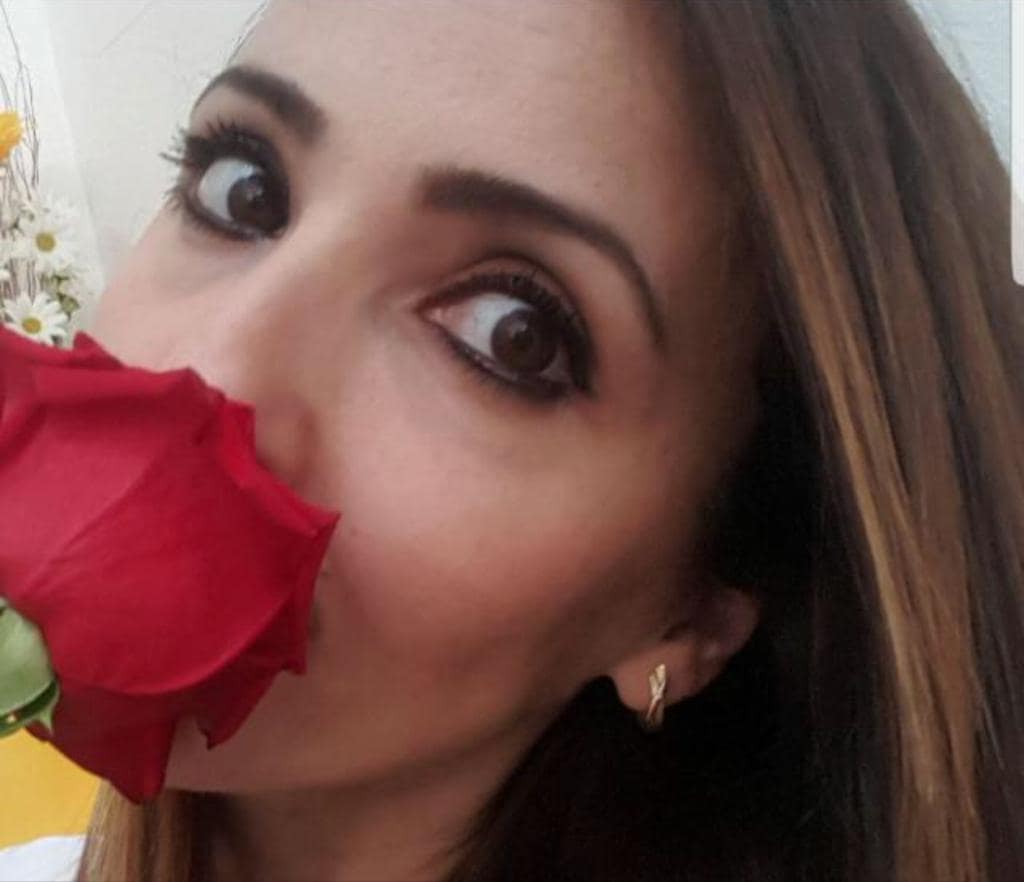 Edmonda Mulaj, fondatrice e floral designer di La Rocca in Fiore